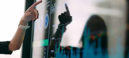 The Role of R&D in Banking: Innovation with Direction